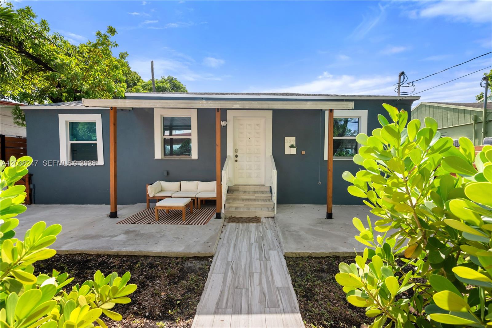 329 SW 15th Ave
