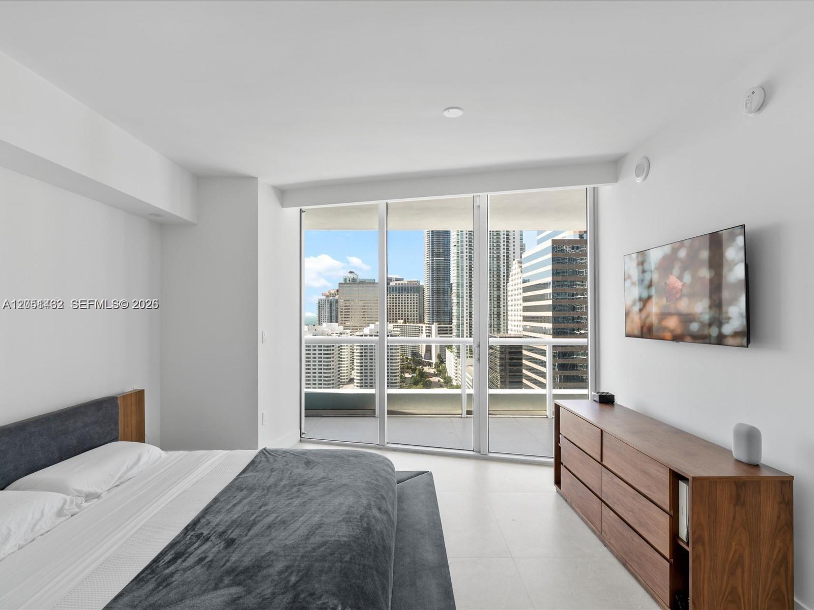 495 Brickell Ave # 2305