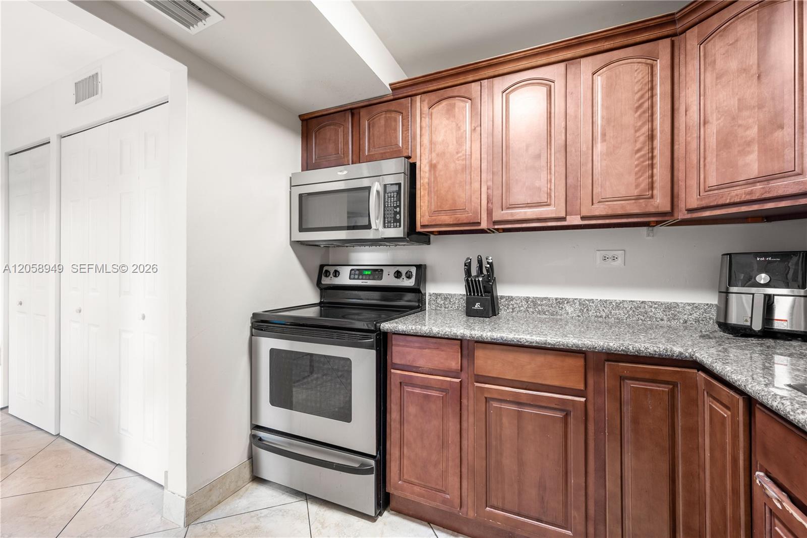 1720 NW N River Dr # 107
