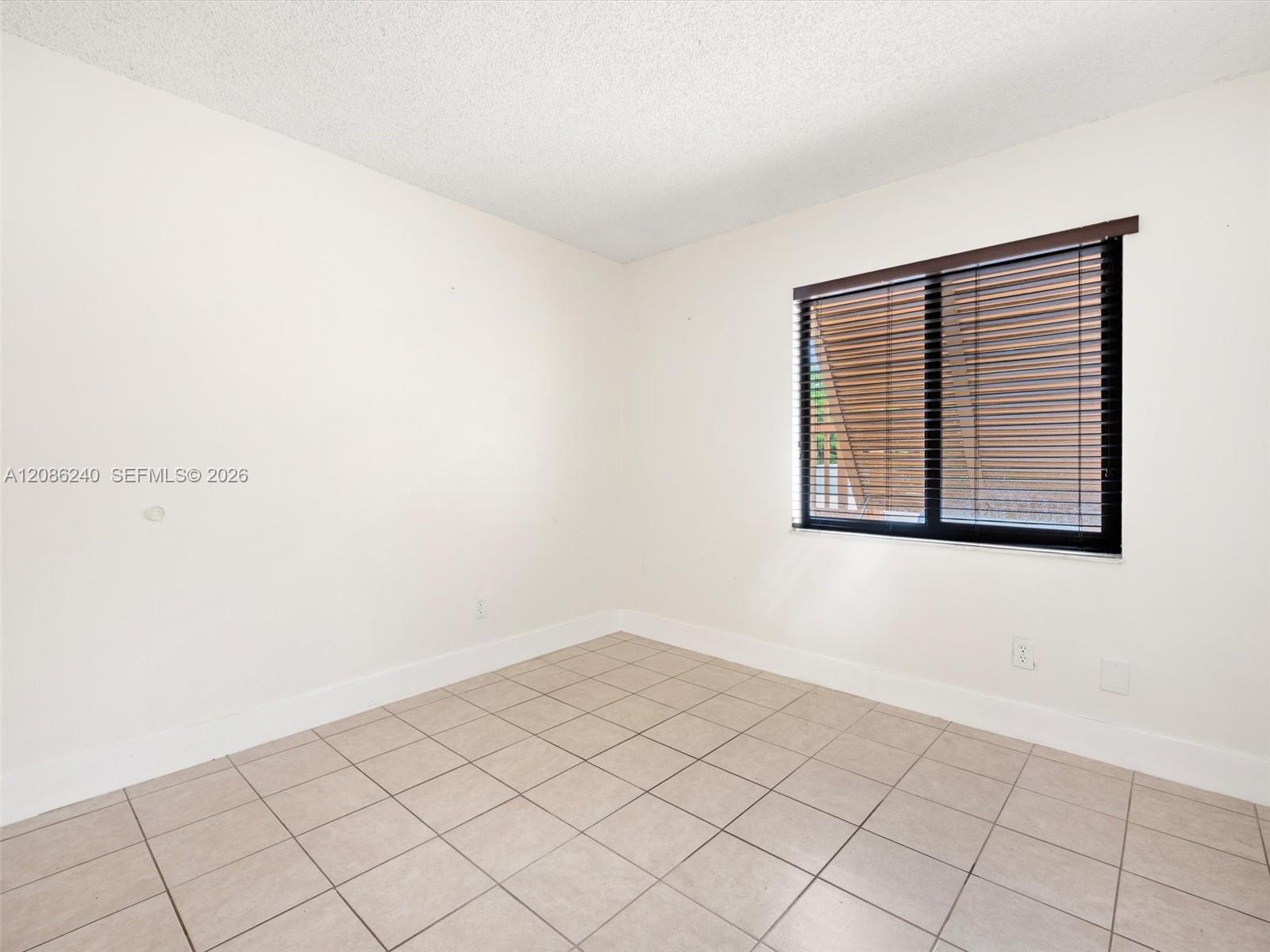 1424 SW 131st Place Cir E