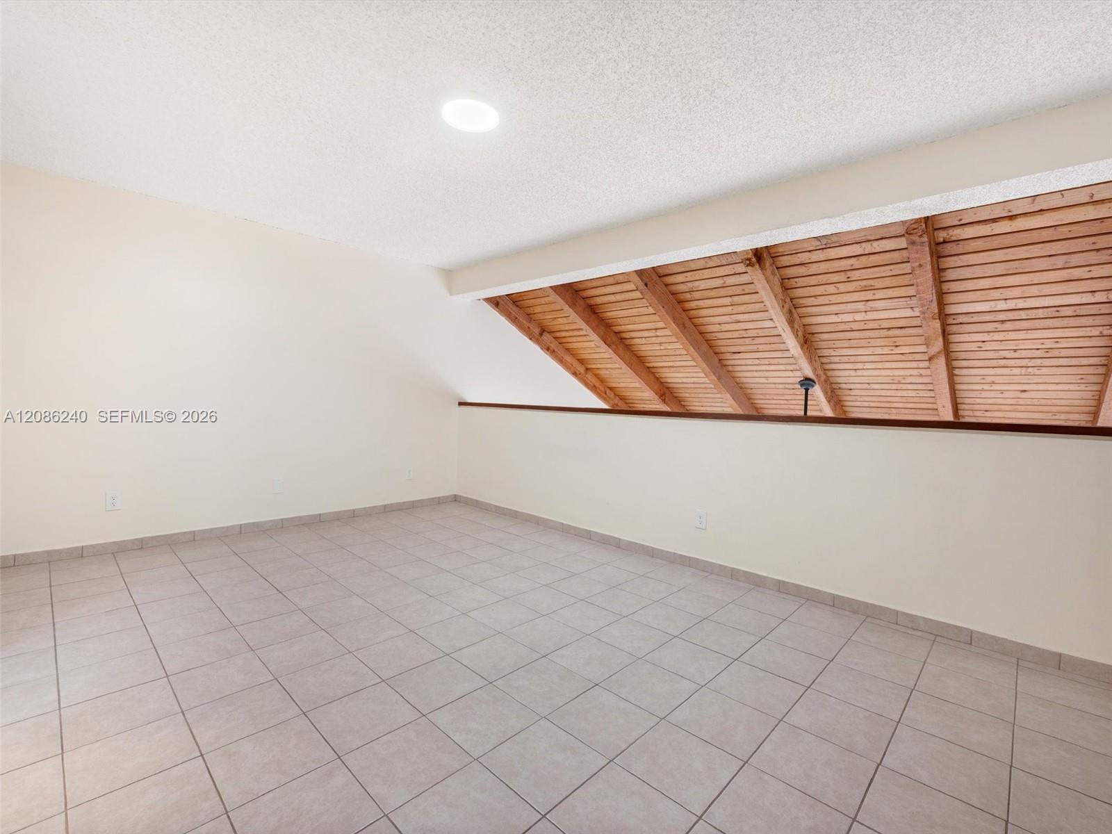 1424 SW 131st Place Cir E