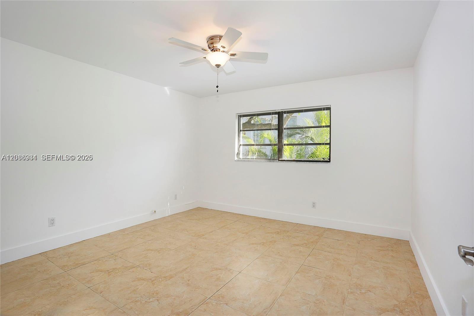 1175 Campo Sano Ave # 1175
