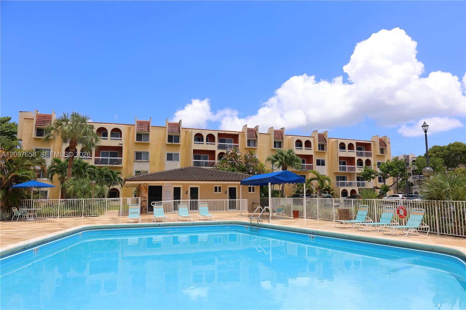 7815 Camino Real # 414 Unit: I-414