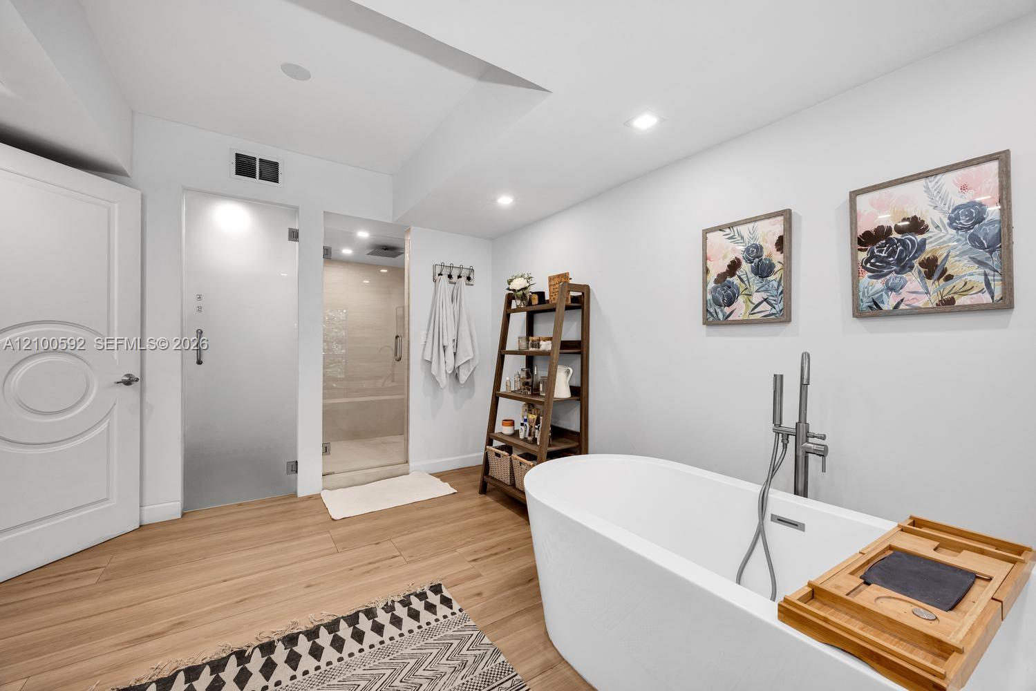 1101 Coral Way