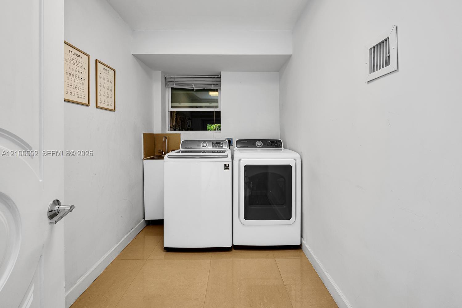 1101 Coral Way