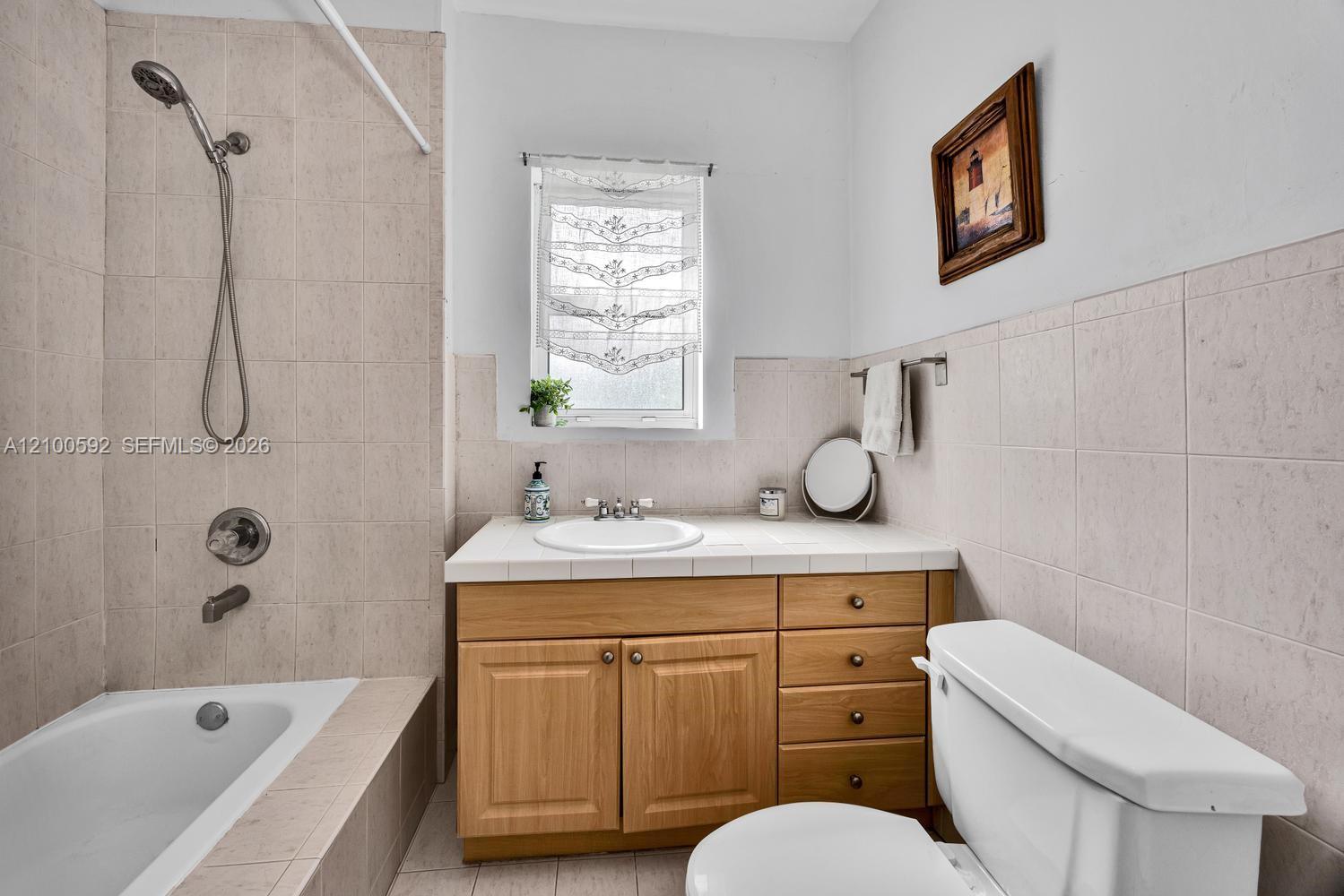 1101 Coral Way