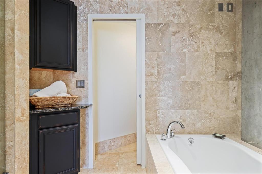 3180 Mathieson Drive NE Unit 1205