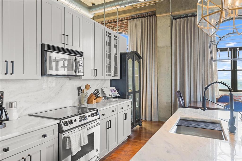 3180 Mathieson Drive NE Unit 1205