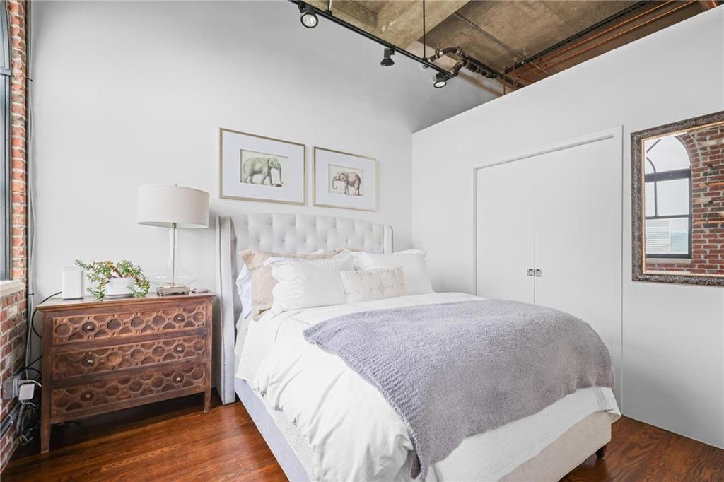 3180 Mathieson Drive NE Unit 1205