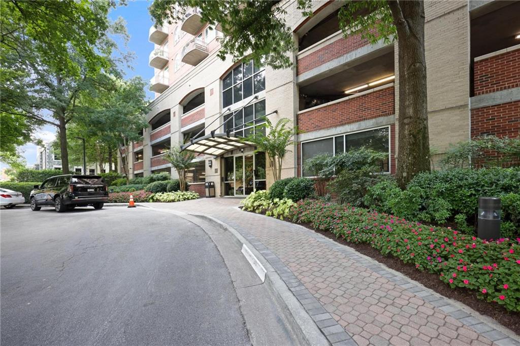 3180 Mathieson Drive NE Unit 1205
