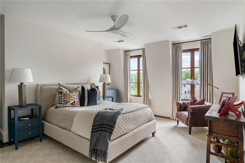 2288 Peachtree Road NW Unit 15