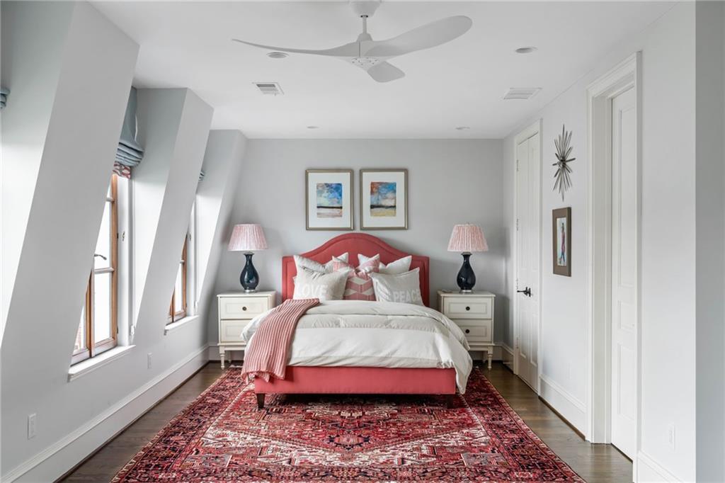 2288 Peachtree Road NW Unit 15