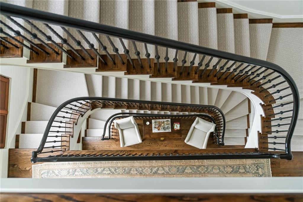 2288 Peachtree Road NW Unit 15