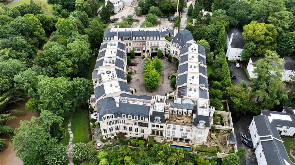 2288 Peachtree Road NW Unit 15