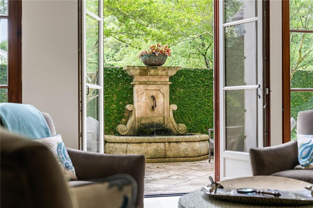 2288 Peachtree Road NW Unit 15