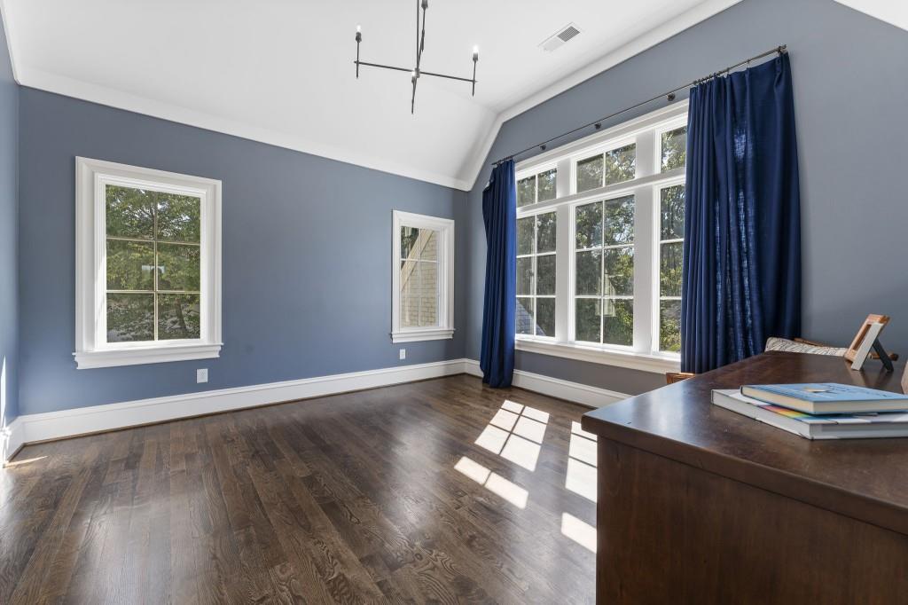 89 Blackland Road NW