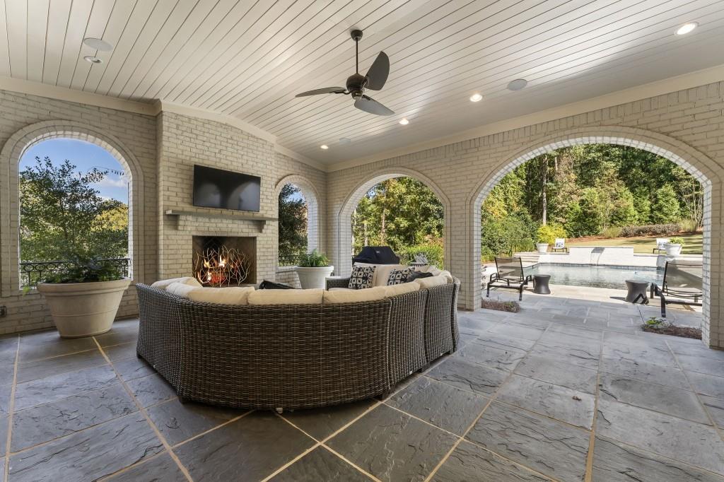 89 Blackland Road NW