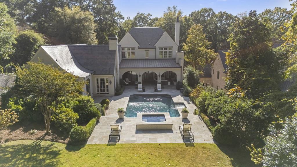 89 Blackland Road NW