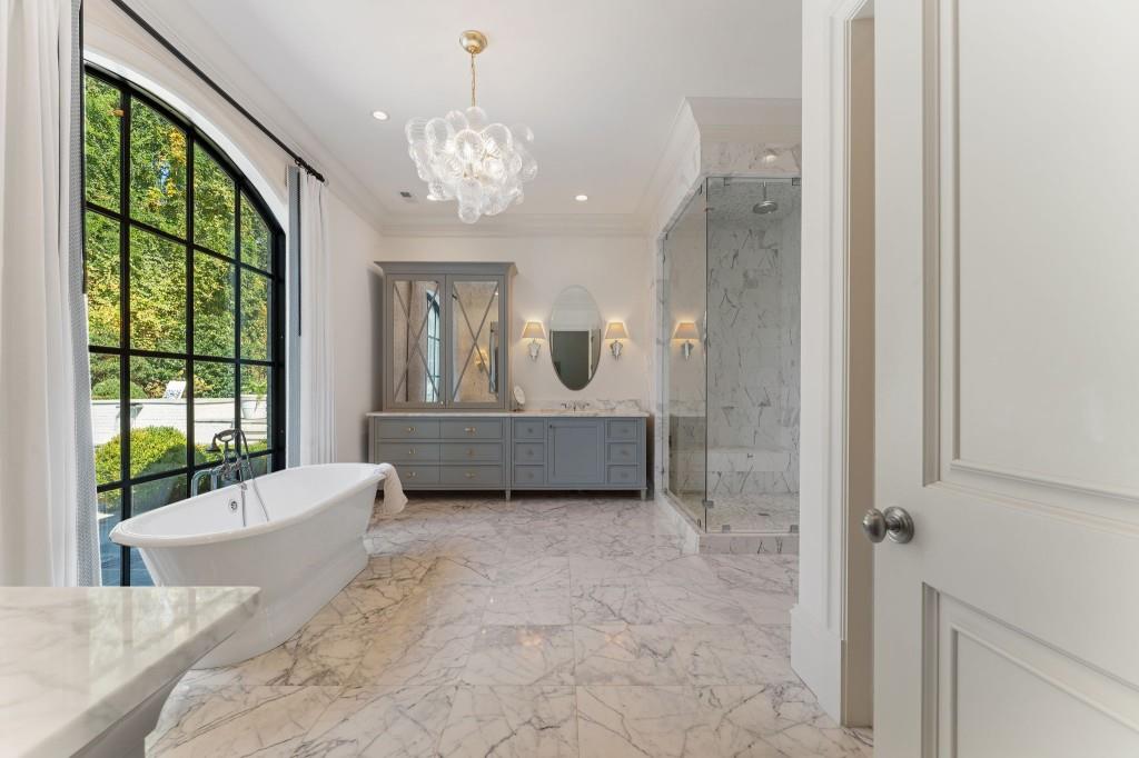 89 Blackland Road NW