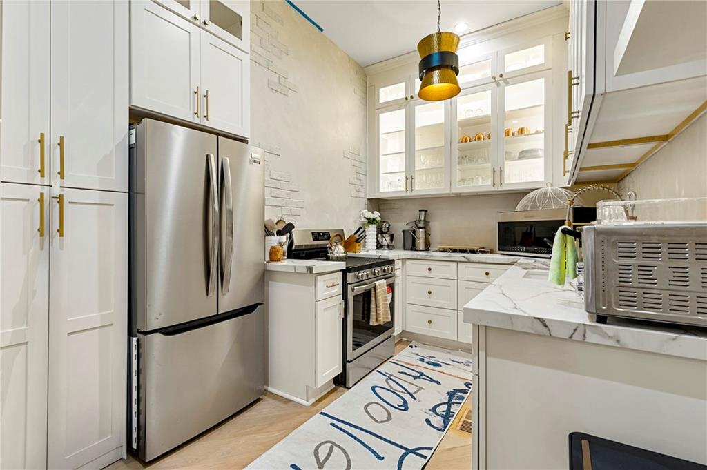 3879 Peachtree Dunwoody Road NE