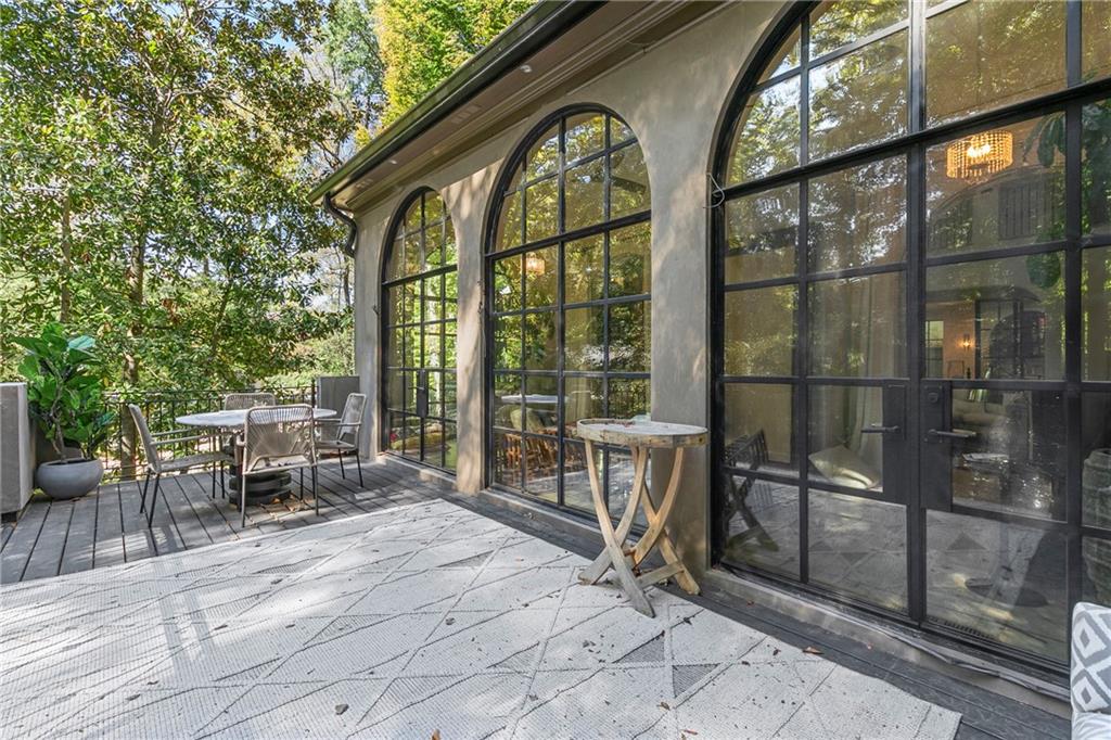 3879 Peachtree Dunwoody Road NE