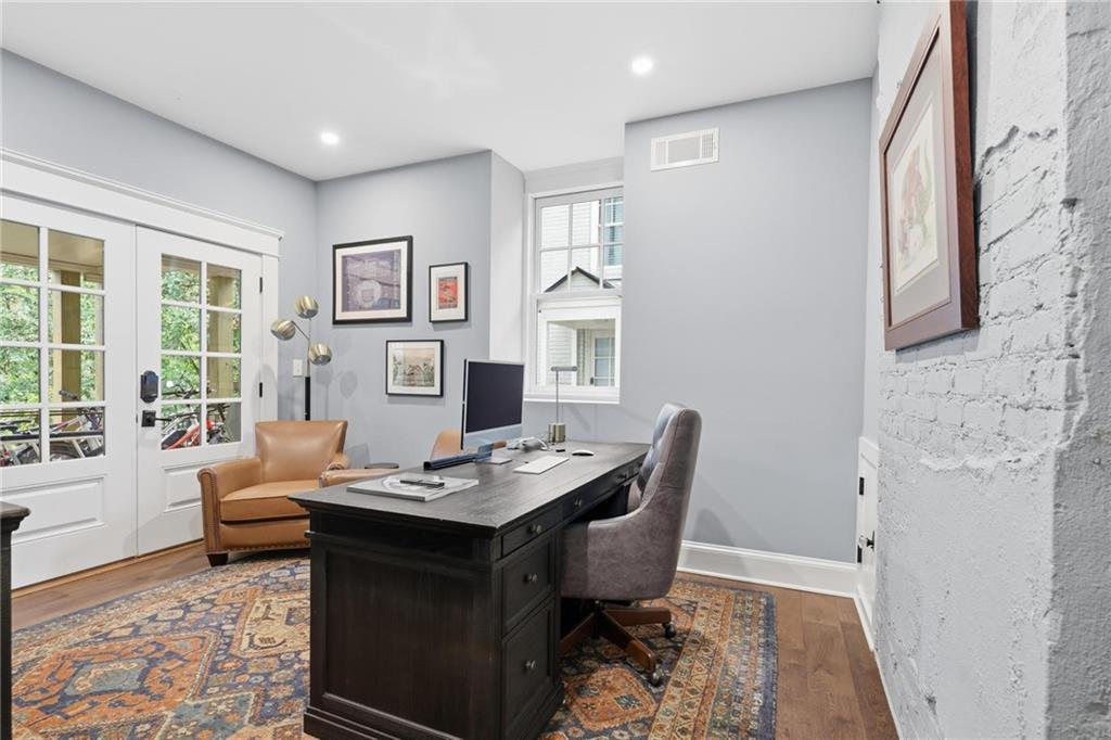 935 Drewry Street NE