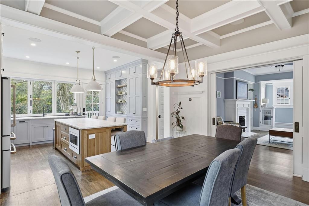 935 Drewry Street NE