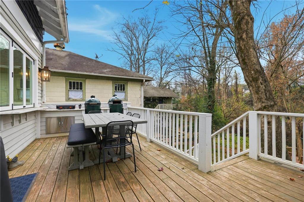 935 Drewry Street NE