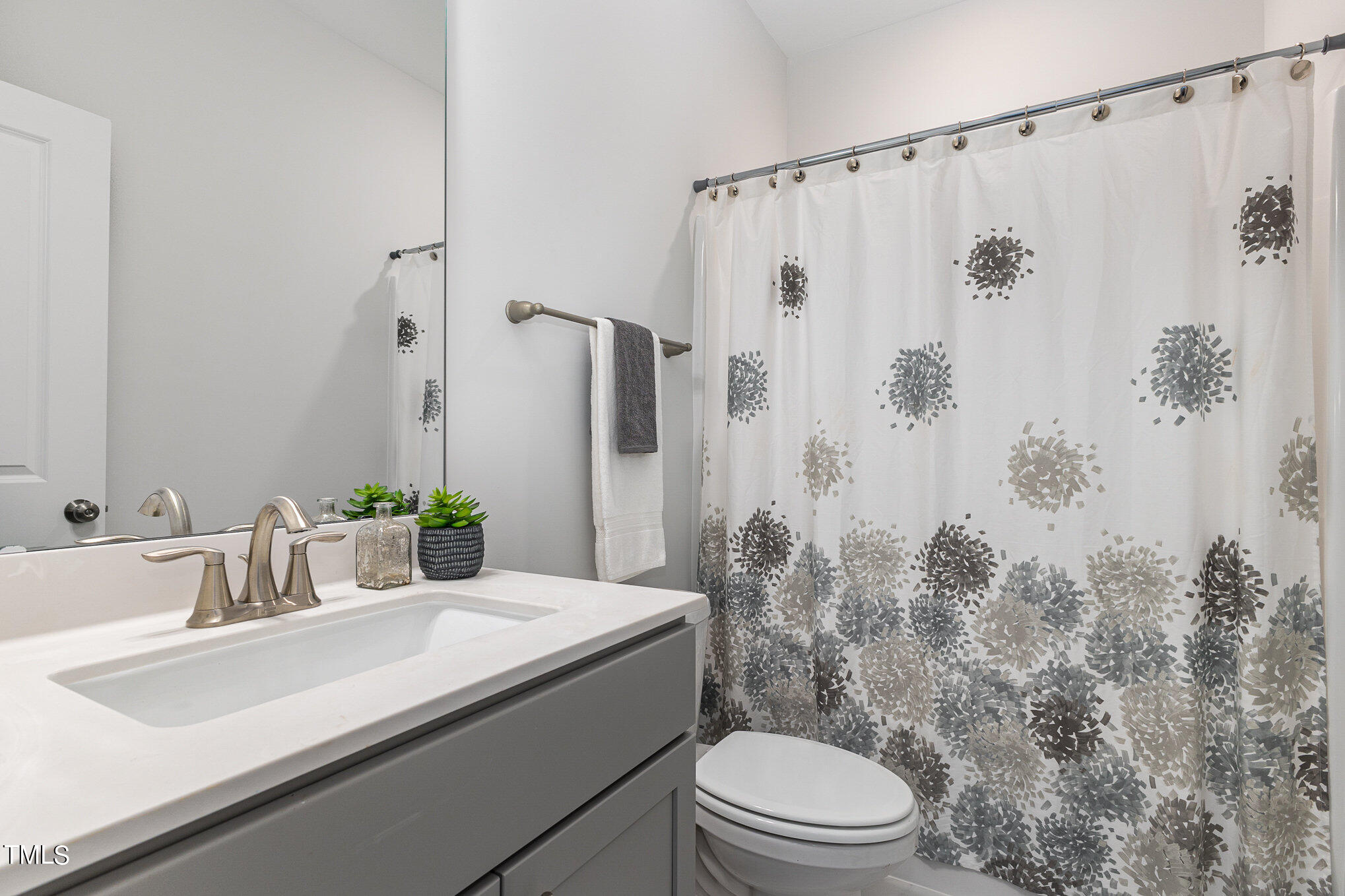 1717 Golden Honey Drive