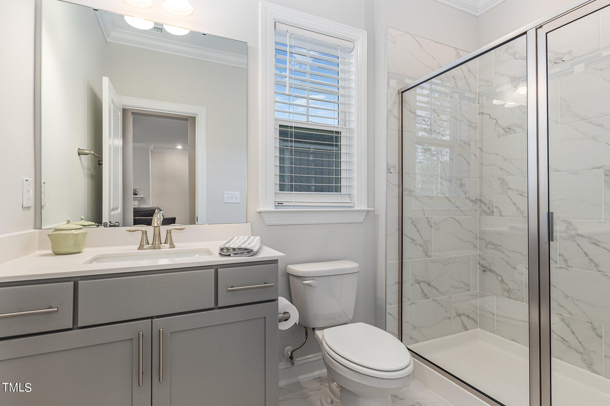 1717 Golden Honey Drive