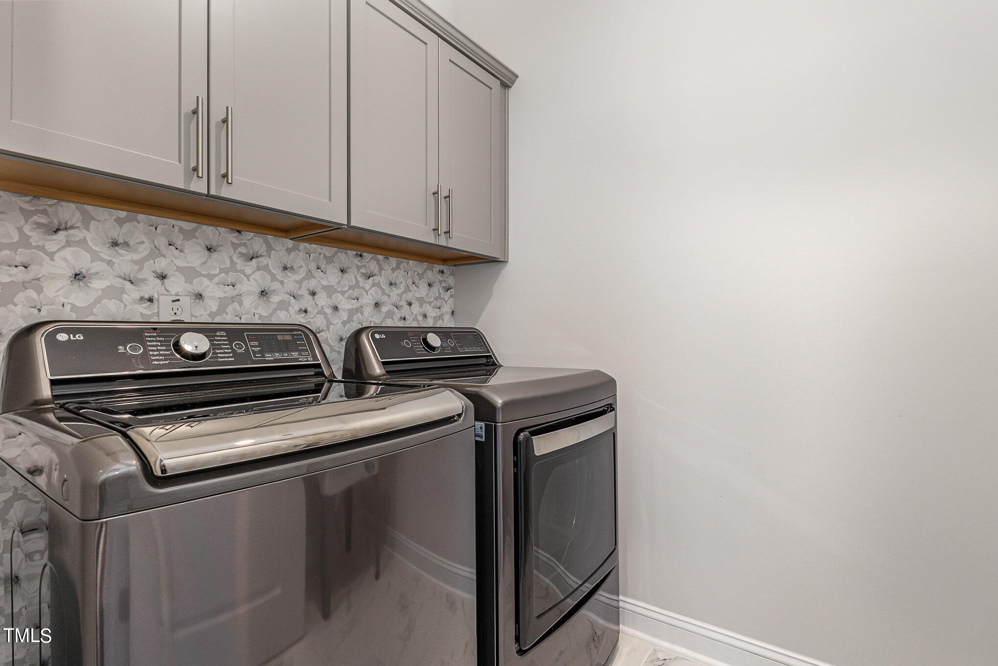 1717 Golden Honey Drive