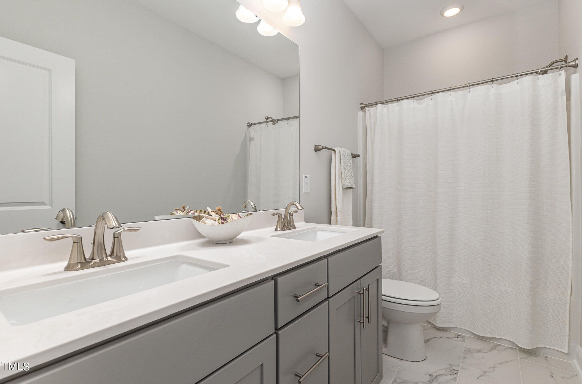 1717 Golden Honey Drive