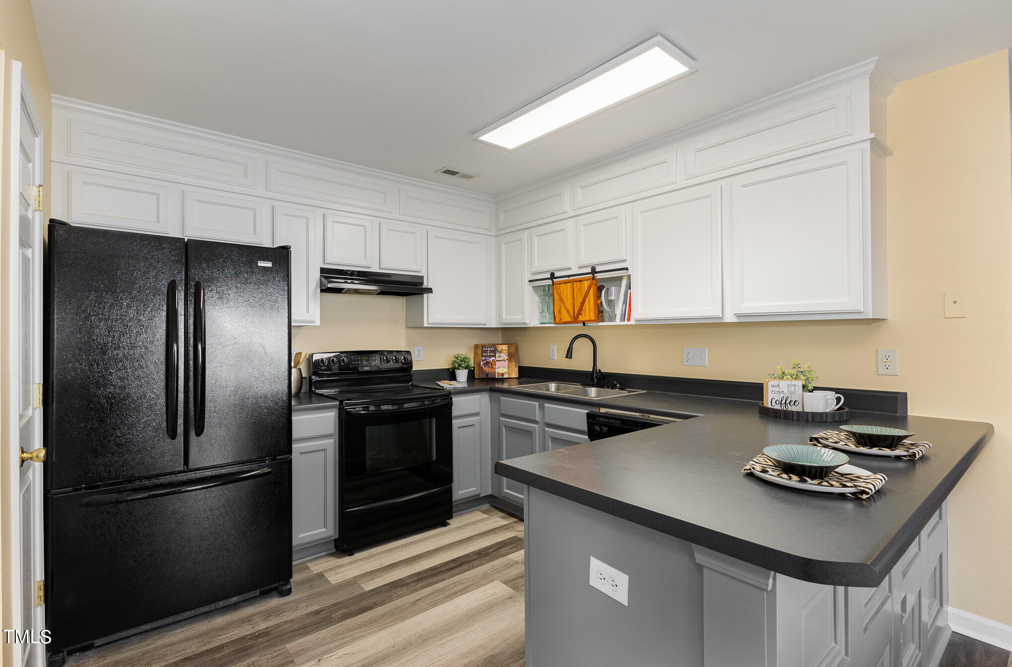 7504 Argent Valley Drive