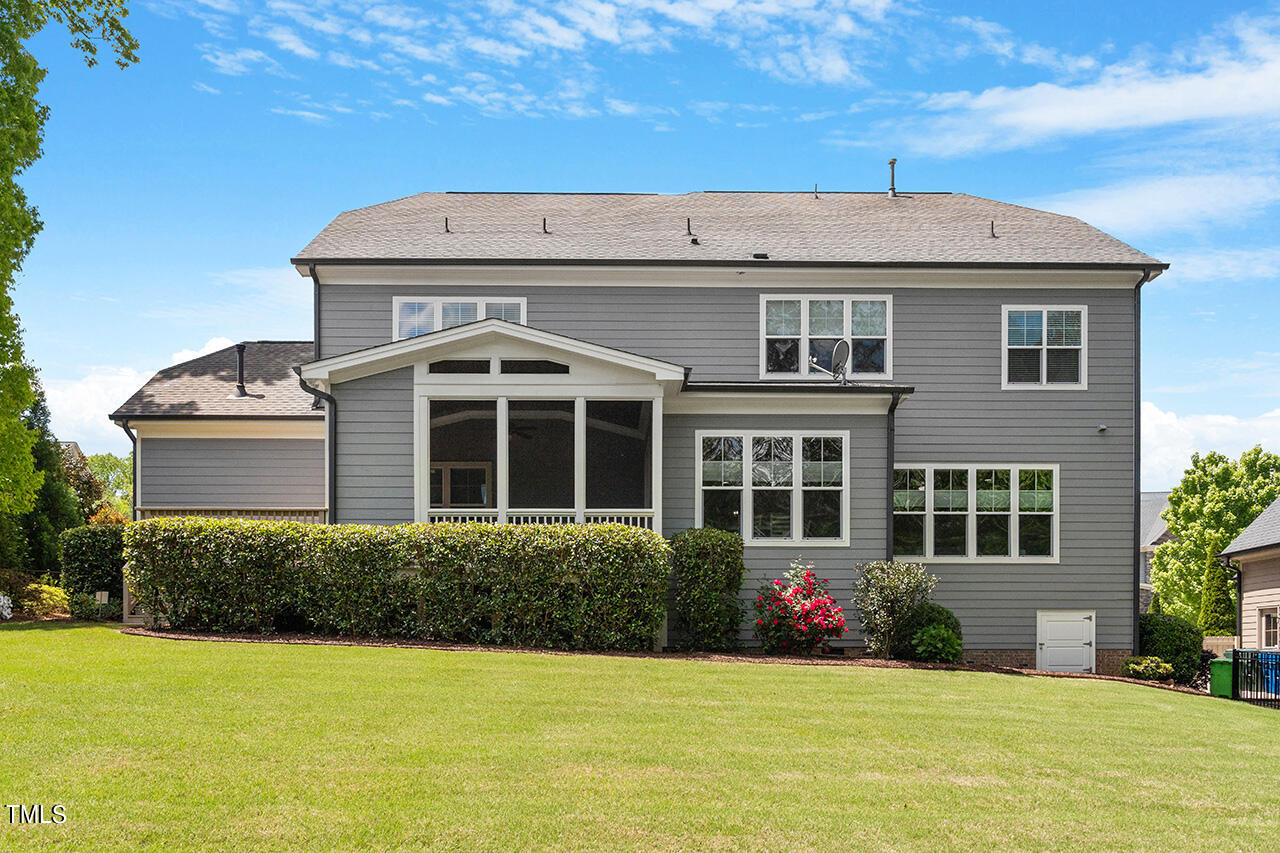 4912 Adler Pass