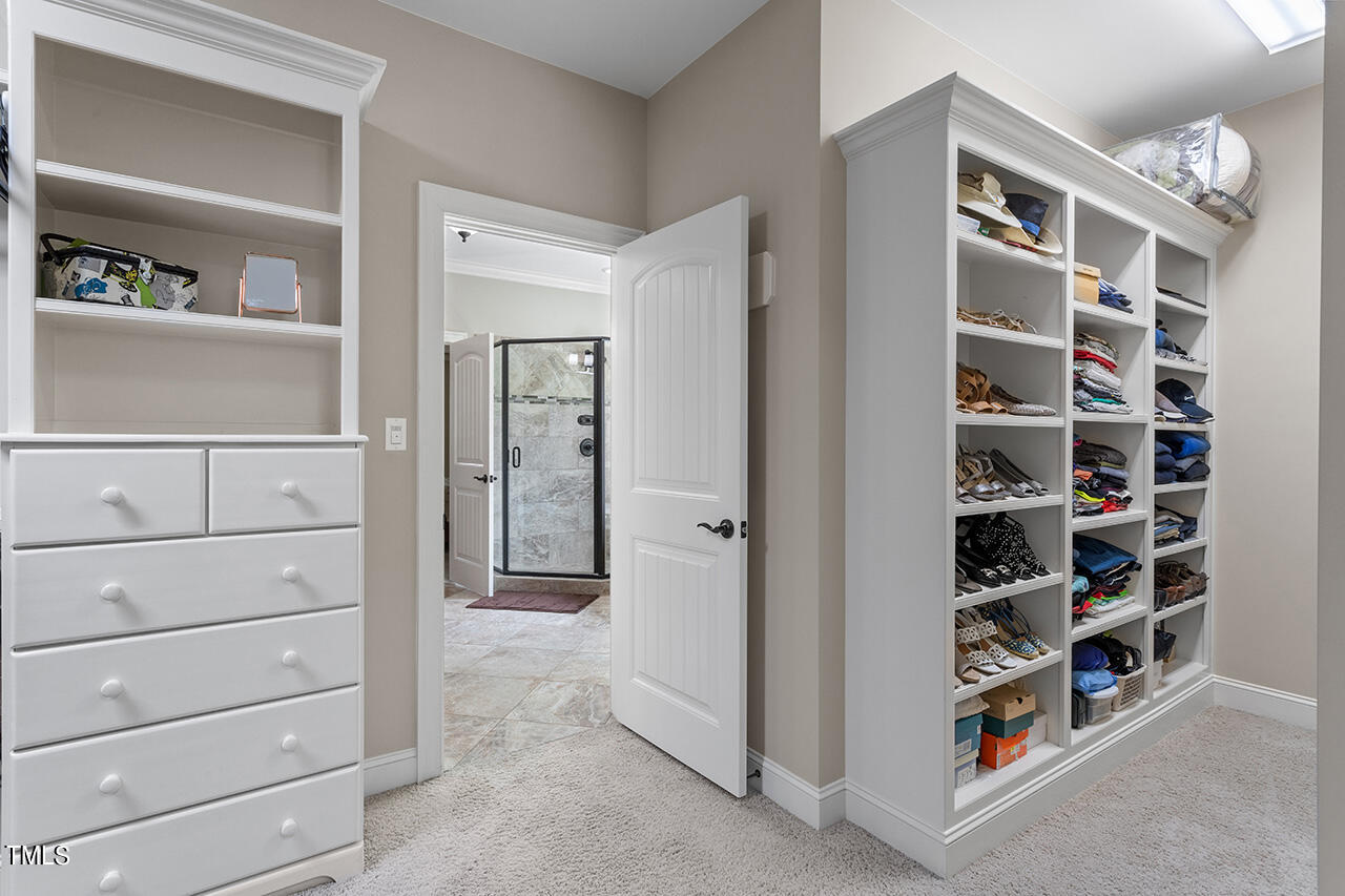 4912 Adler Pass