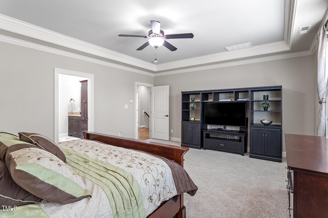 4912 Adler Pass