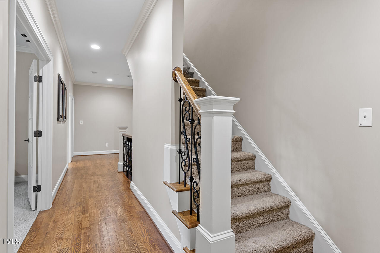 4912 Adler Pass