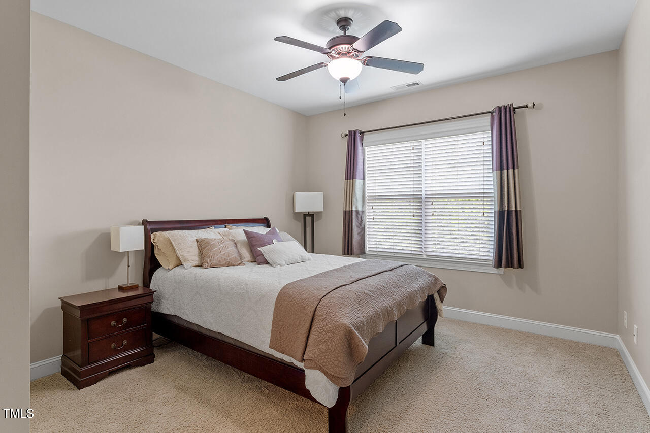 4912 Adler Pass