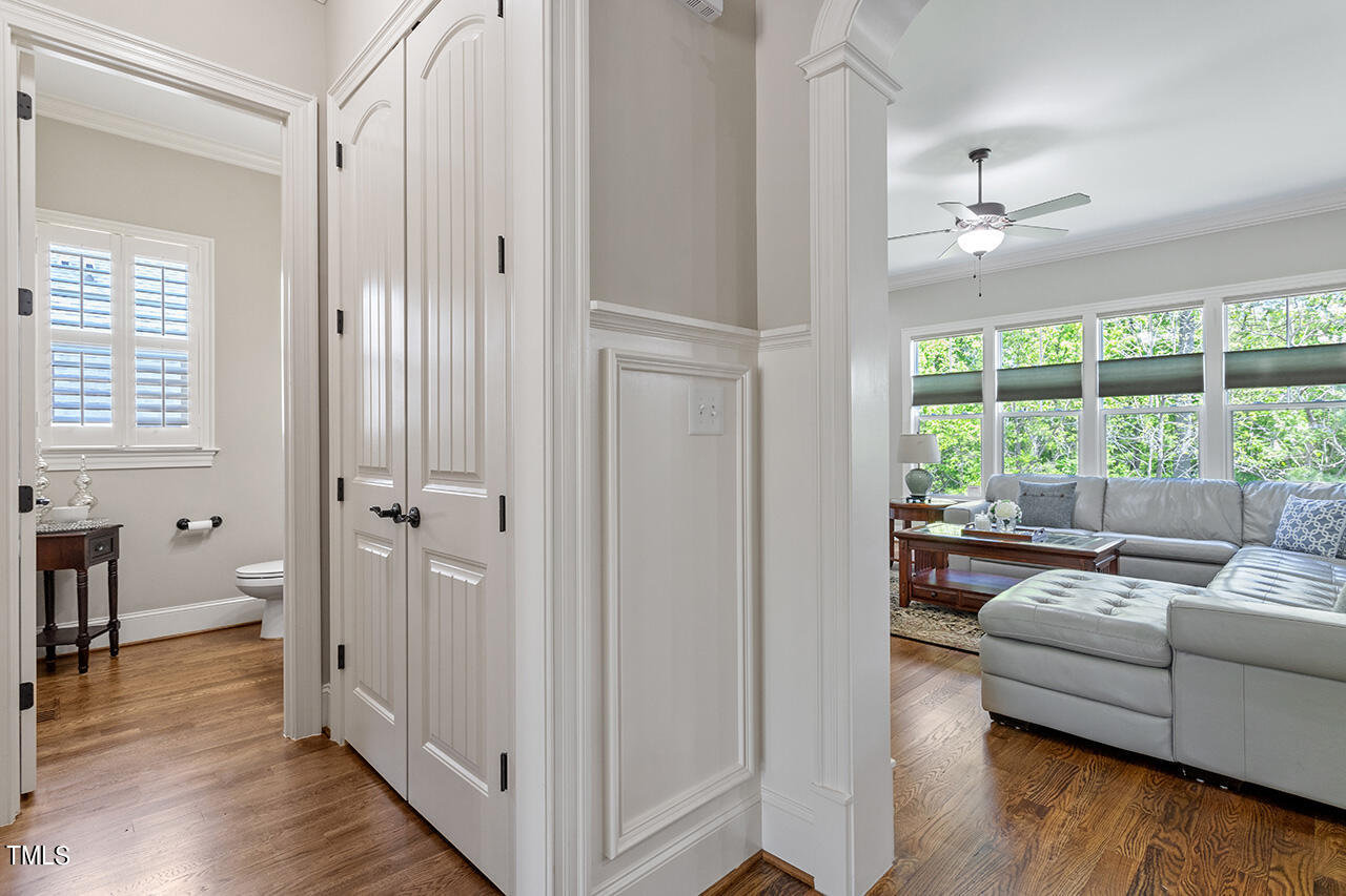 4912 Adler Pass
