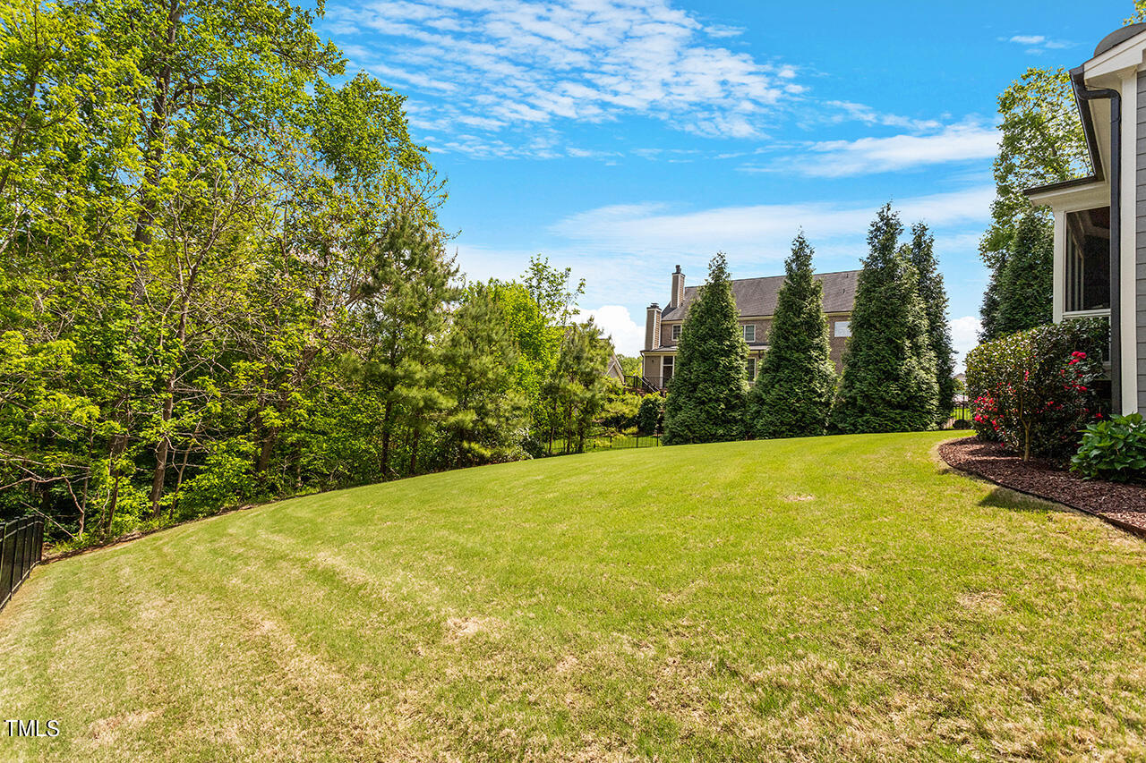 4912 Adler Pass