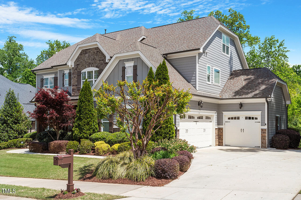 4912 Adler Pass
