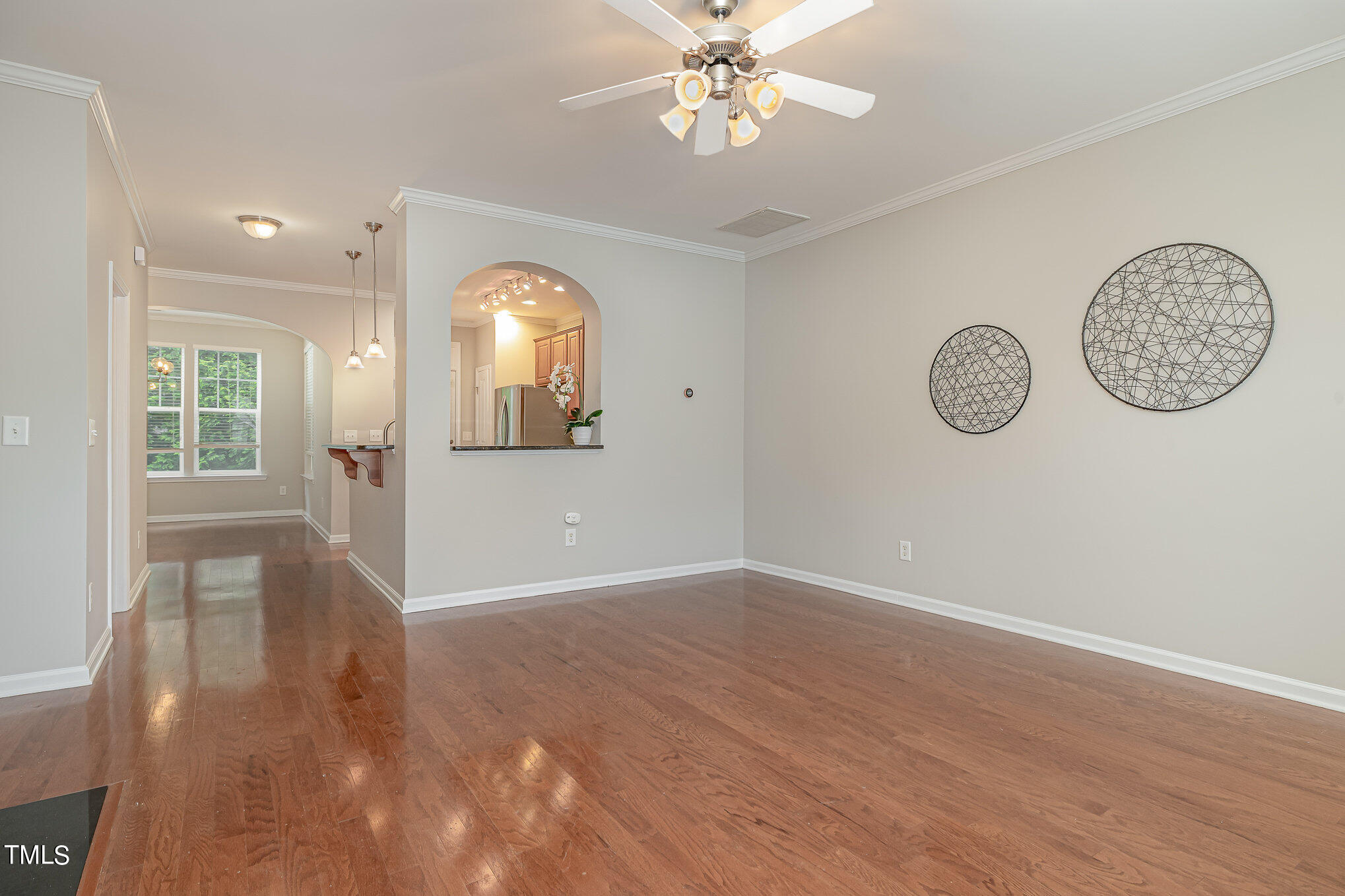 5704 Cameo Glass Way