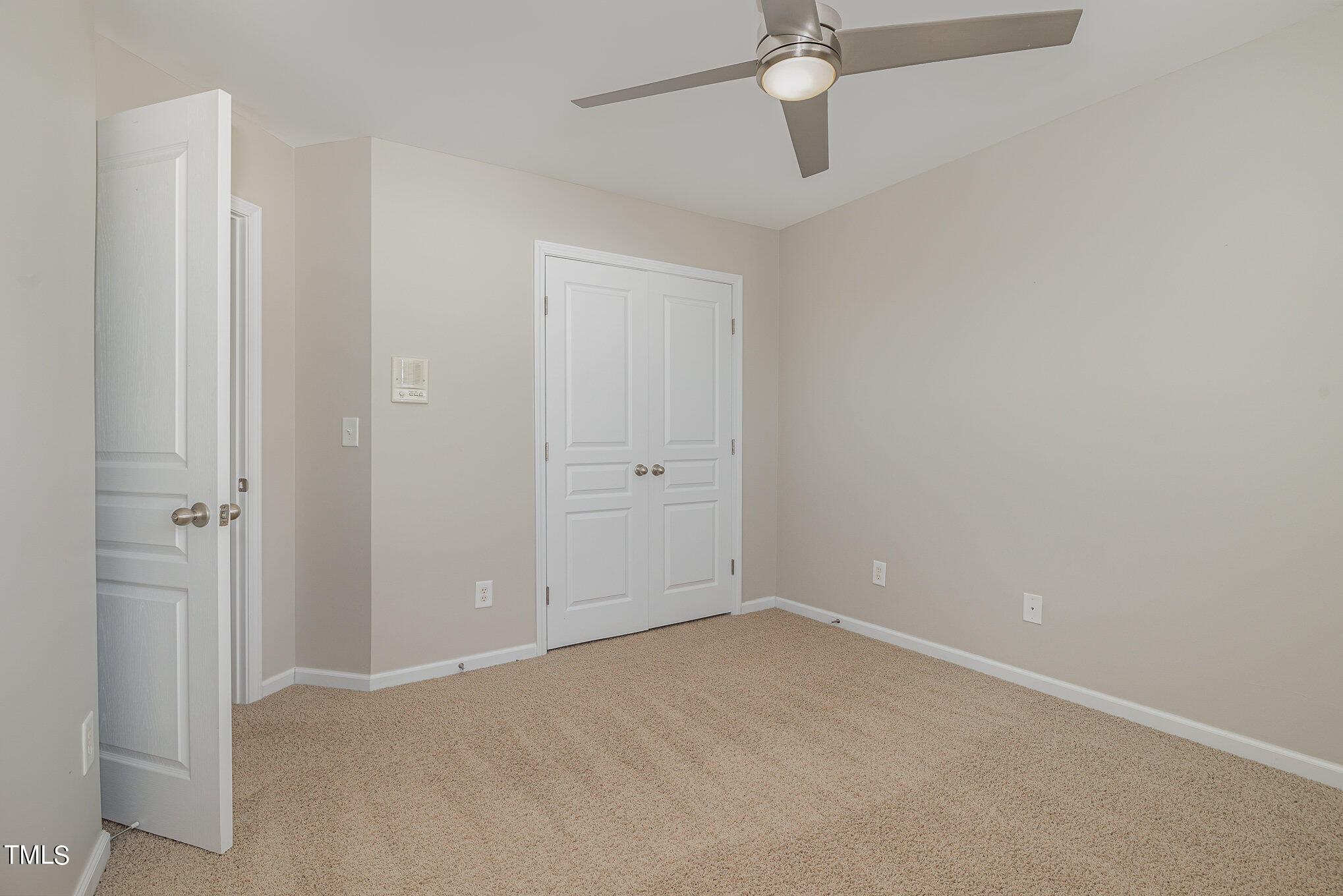 5704 Cameo Glass Way