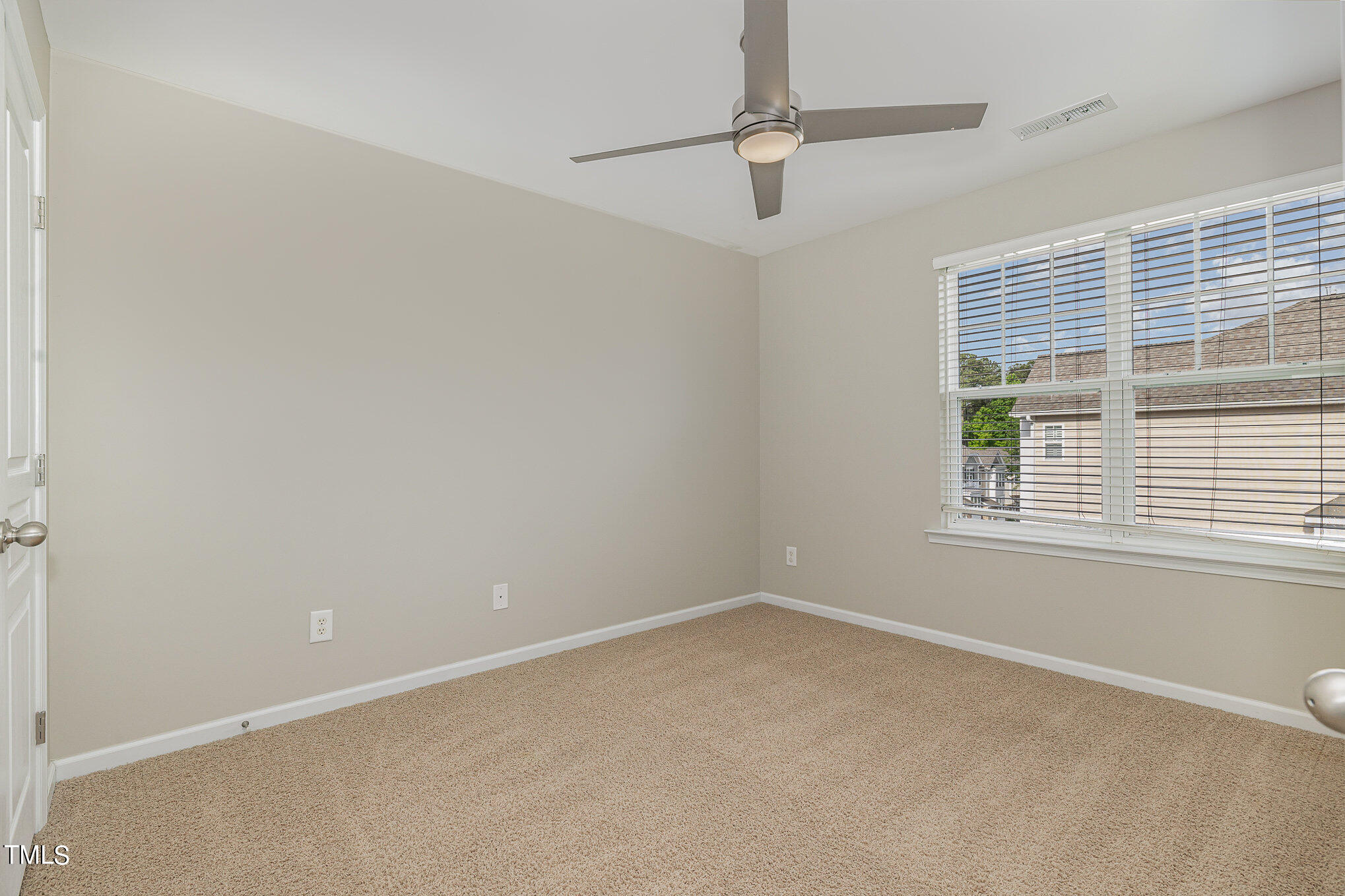 5704 Cameo Glass Way