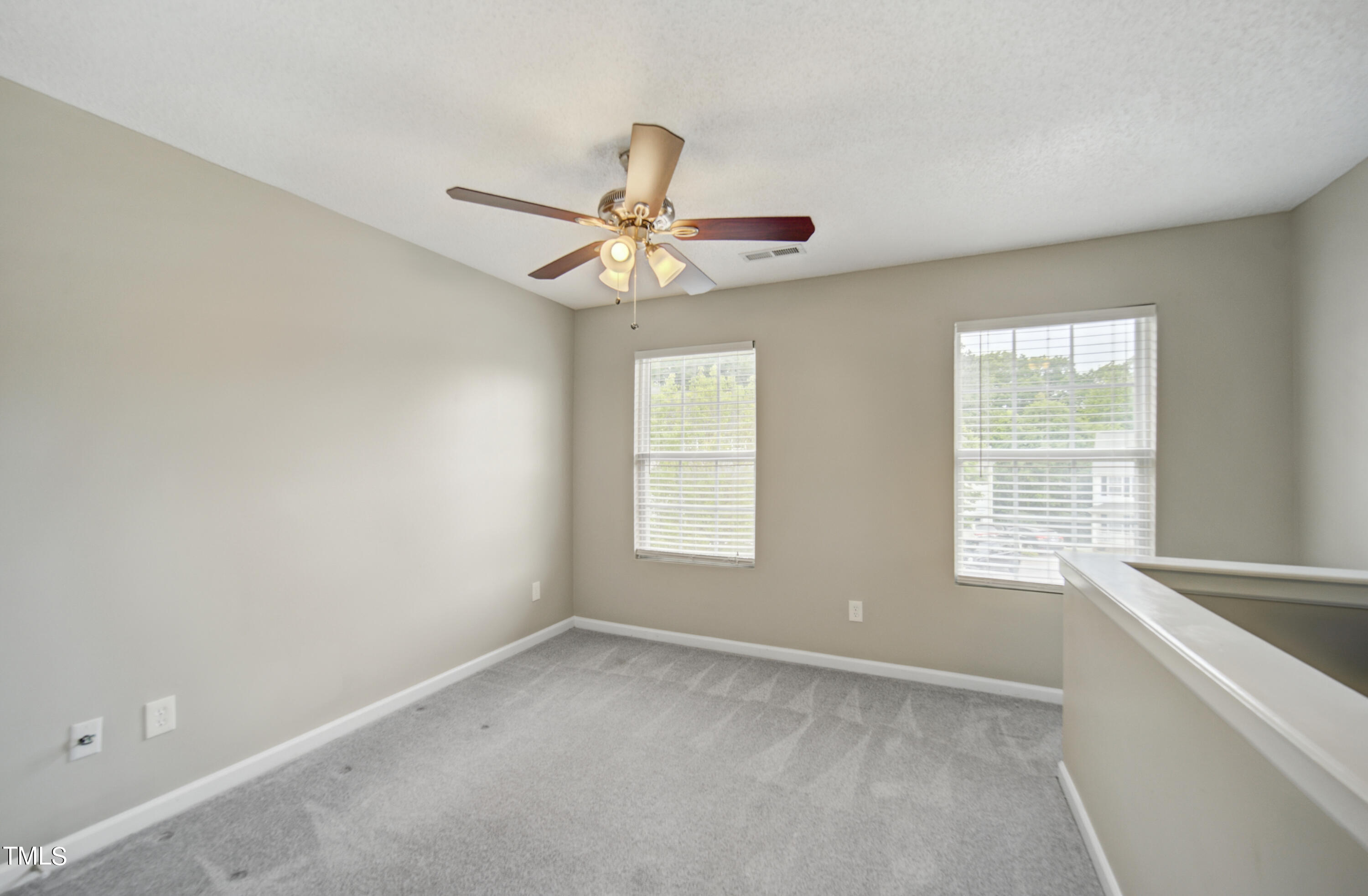 100 Plumbago Place
