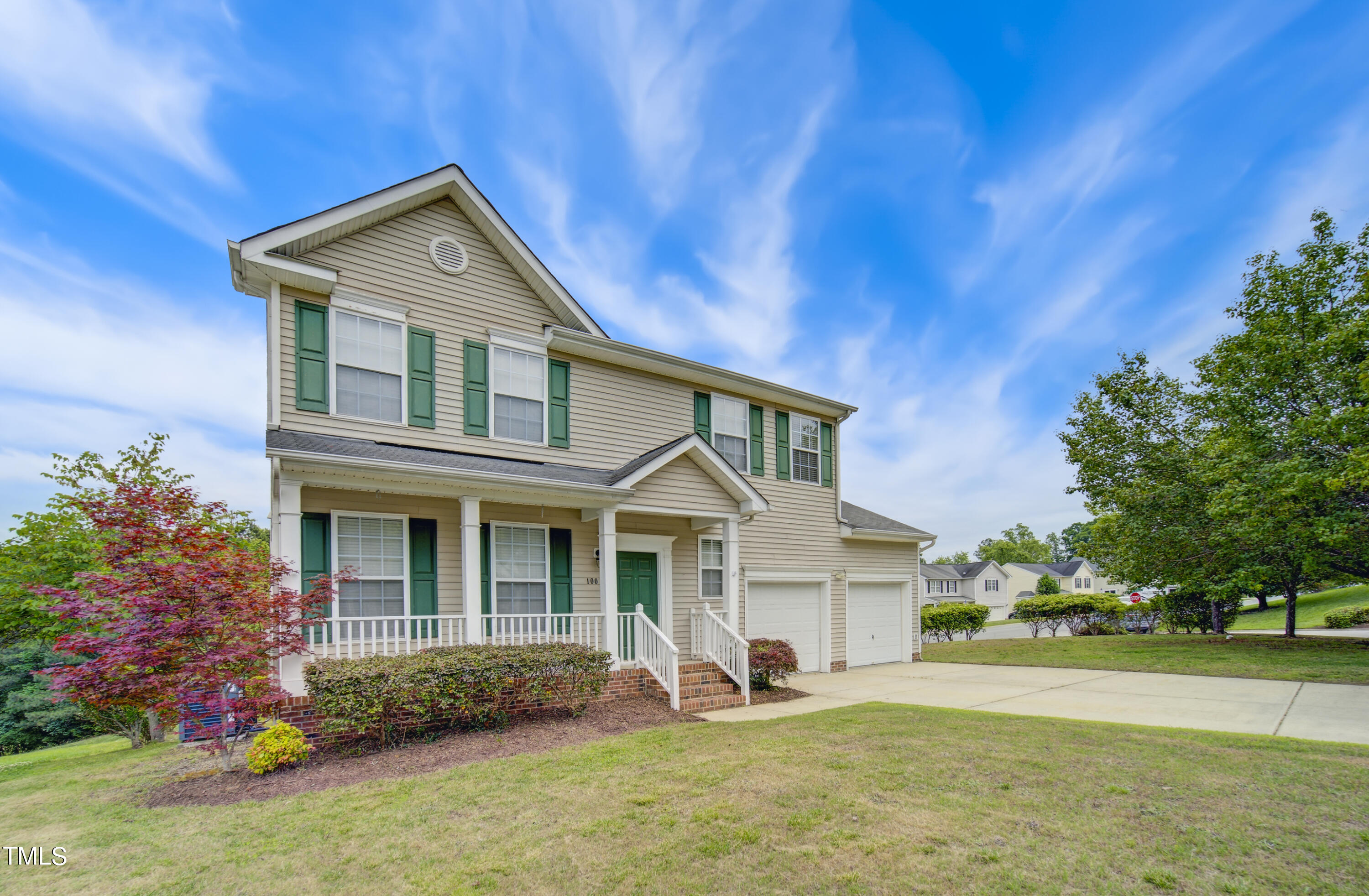 100 Plumbago Place