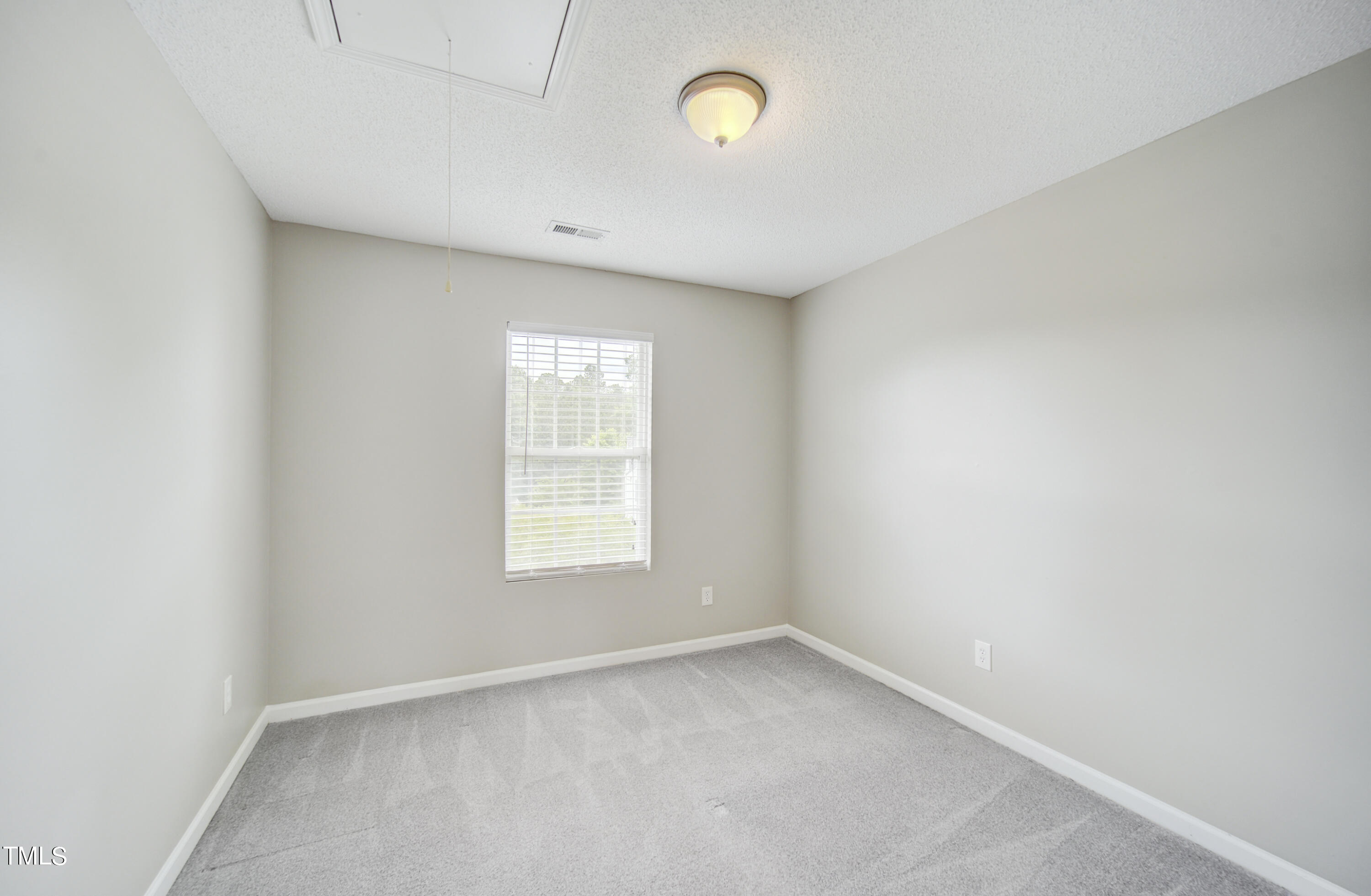 100 Plumbago Place