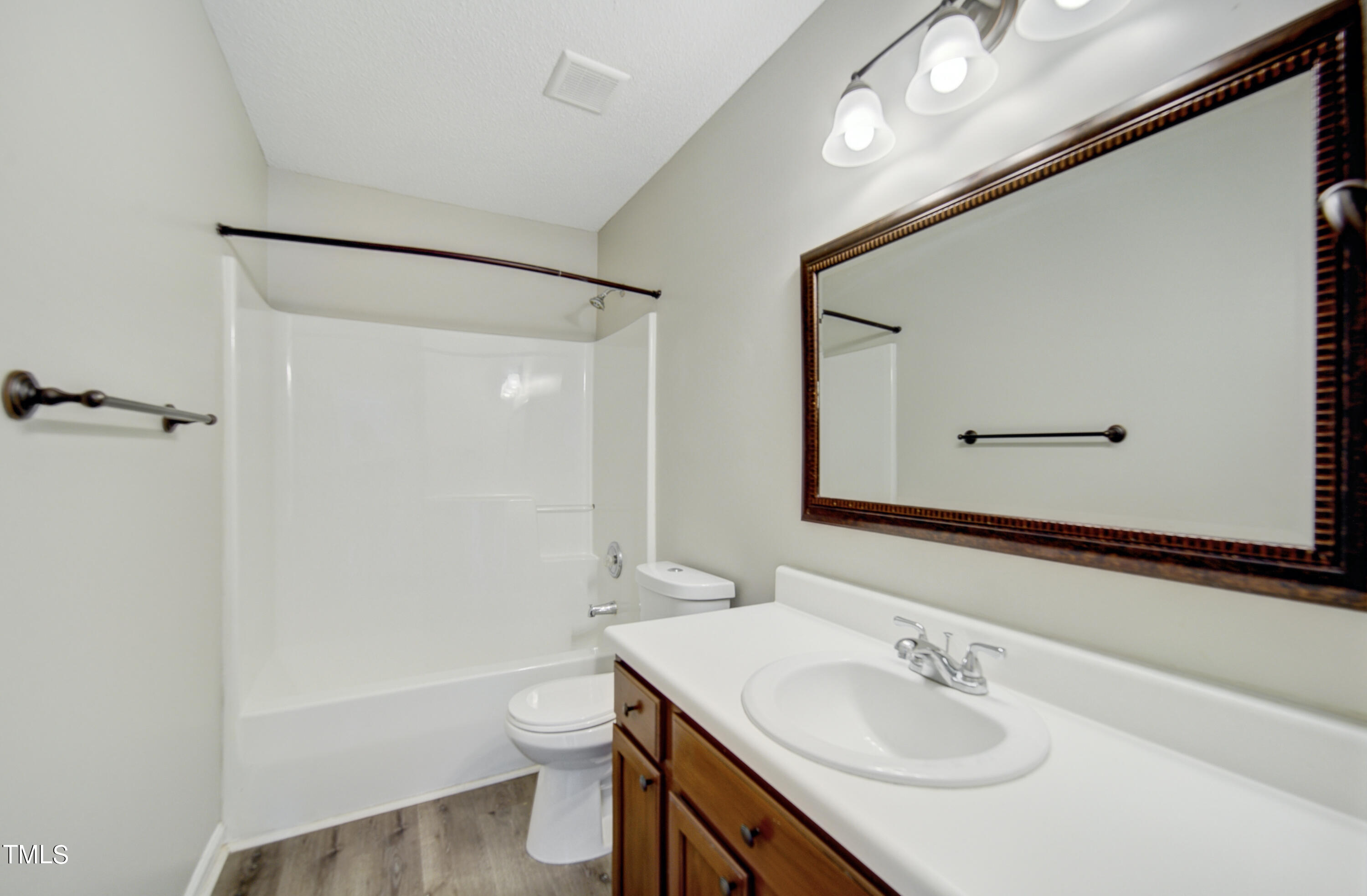 100 Plumbago Place