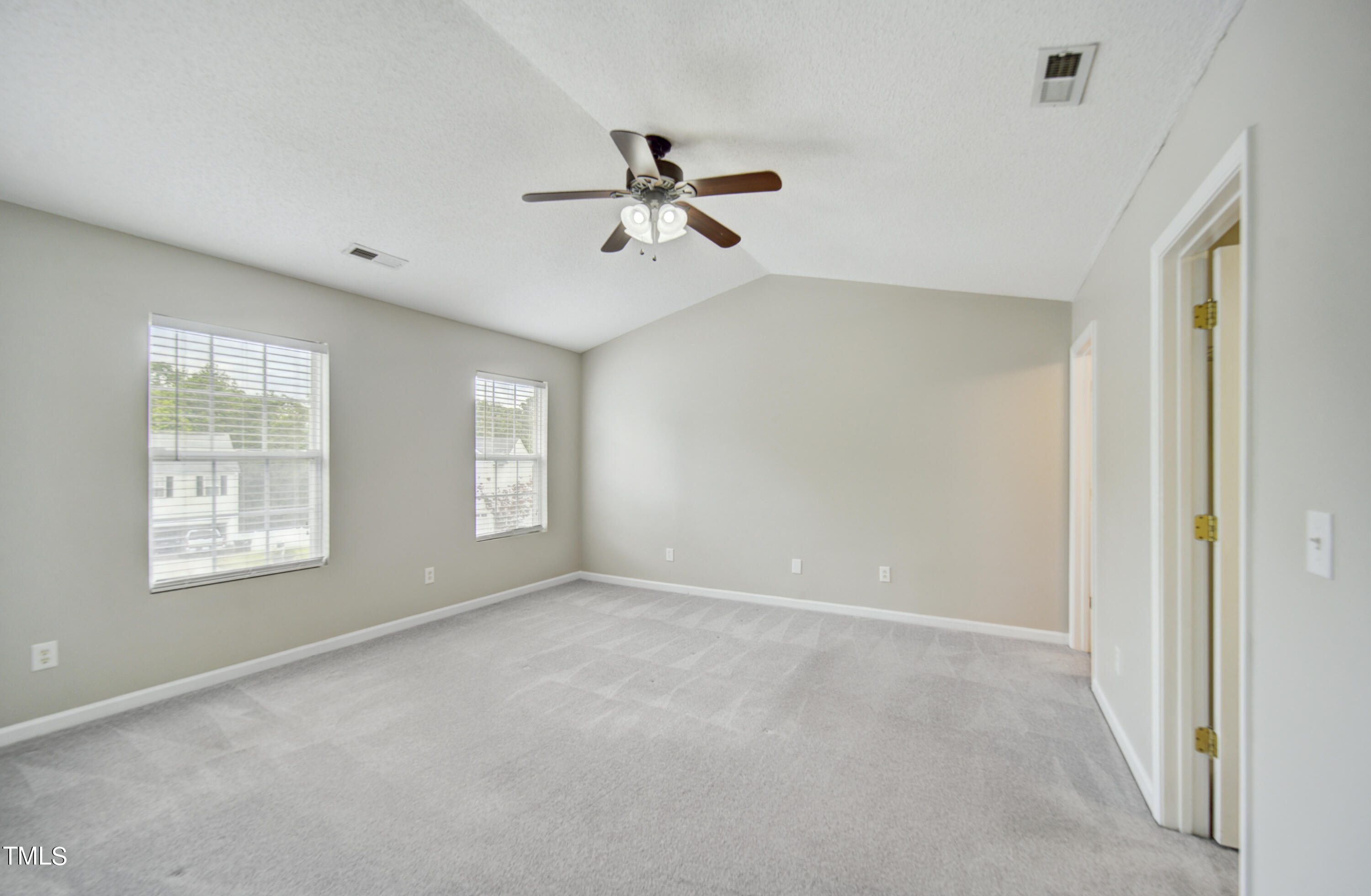 100 Plumbago Place