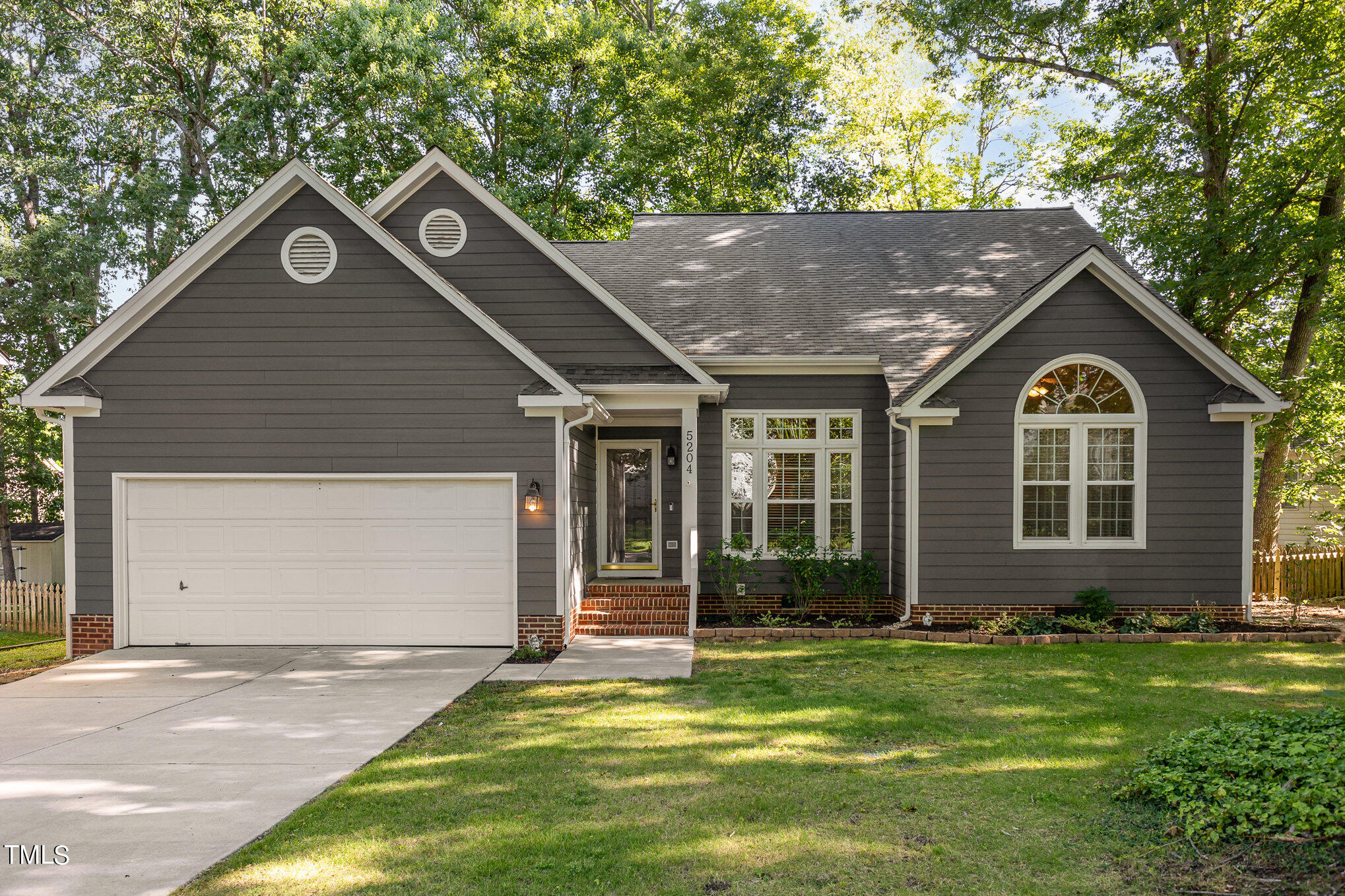 5204 Fairmead Circle